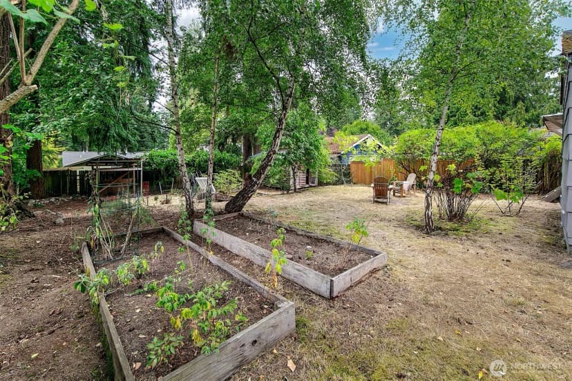 Property photo for 13753 Ashworth Avenue N, Seattle photo 18