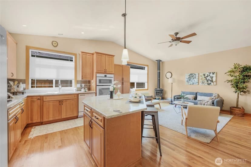 Property photo for 5109 115th Street Se, Everett photo 10
