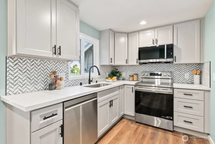 Property photo for 3817 Sw Dakota Street, Seattle photo 11