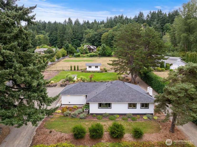 Property photo for 9805 Crescent Valley Drive Nw, Gig Harbor