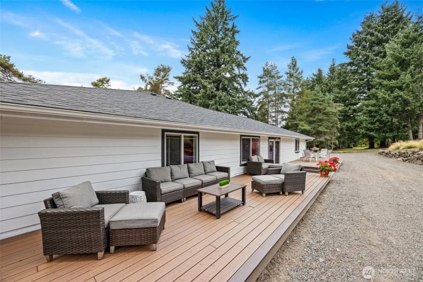 Property photo for 9805 Crescent Valley Drive Nw, Gig Harbor photo 16