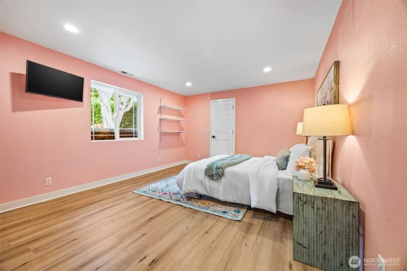 Property photo for 9805 Crescent Valley Drive Nw, Gig Harbor photo 11