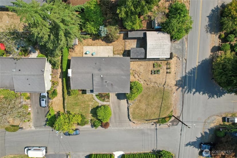 Property photo for 23325 97th Place W, Edmonds photo 37