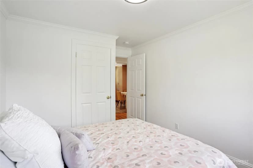 Property photo for 23325 97th Place W, Edmonds photo 16
