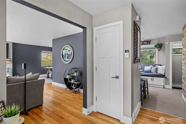 Property photo for 411 58th Street Se, Everett photo 5