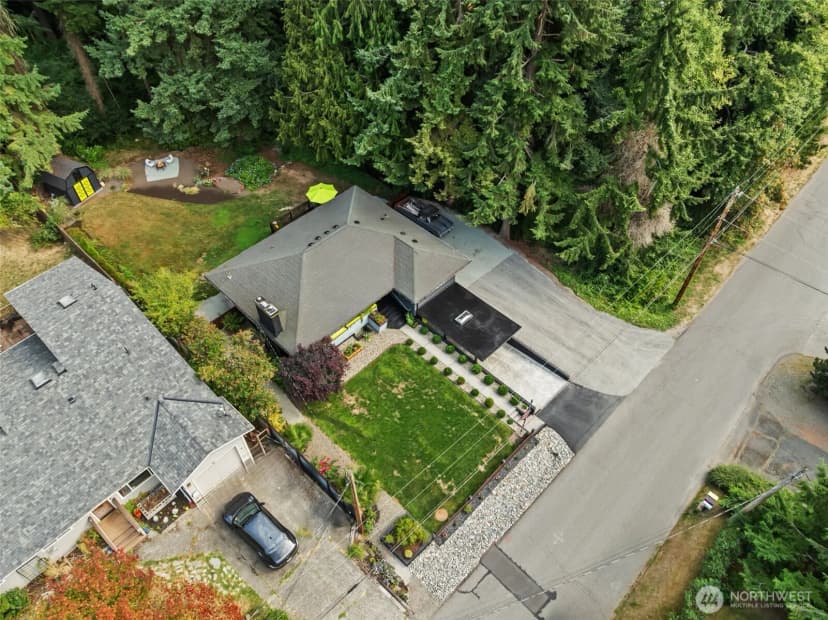 Property photo for 411 58th Street Se, Everett photo 24