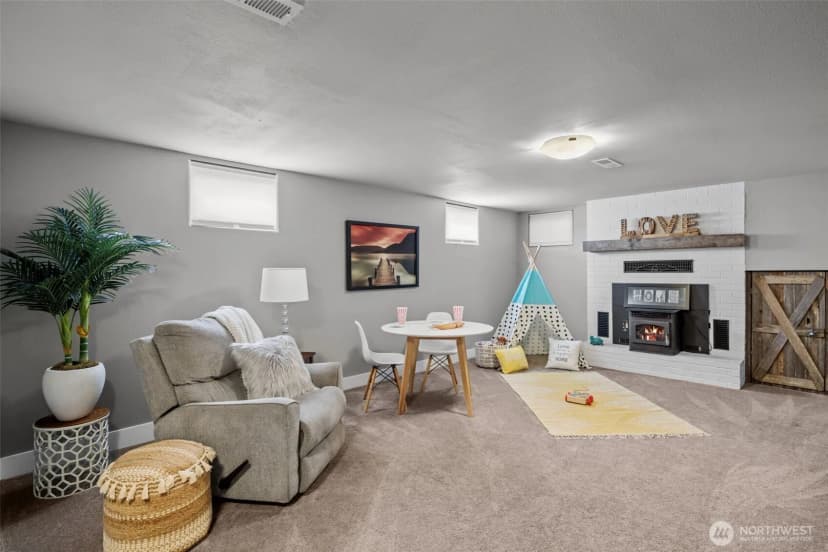 Property photo for 411 58th Street Se, Everett photo 17