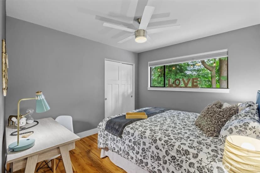 Property photo for 411 58th Street Se, Everett photo 12
