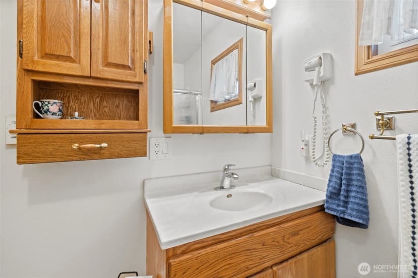 Property photo for 414 E Lopez Avenue, Port Angeles photo 15