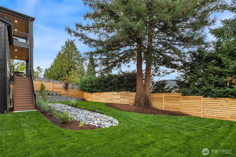 Property photo for 1822 100th Ave Ne, Bellevue photo 35