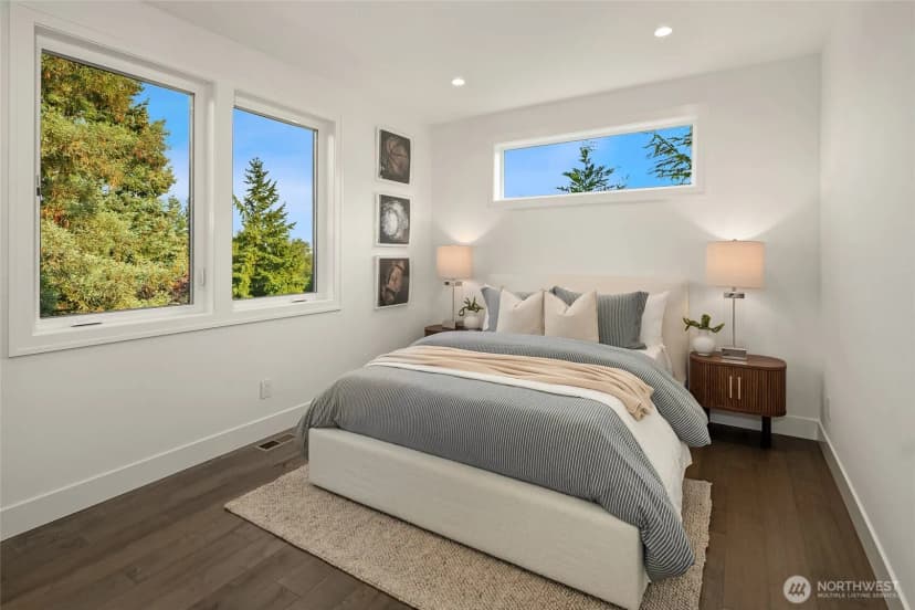 Property photo for 1822 100th Ave Ne, Bellevue photo 28