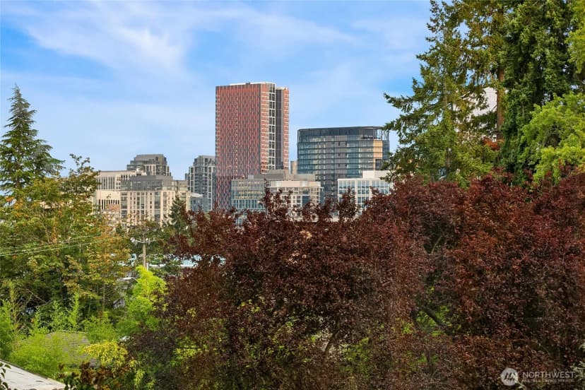 Property photo for 1822 100th Ave Ne, Bellevue photo 18
