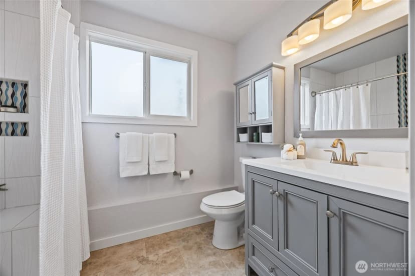 Property photo for 23830 14th Avenue S, Des Moines photo 21
