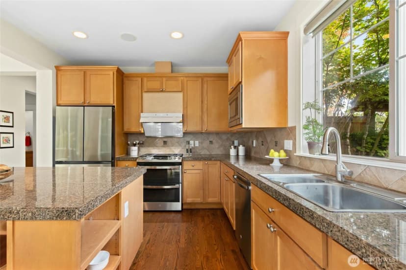 Property photo for 12821 Ne 154th Street, Woodinville photo 10