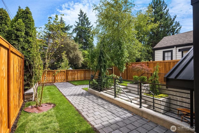 Property photo for 2029 42nd Avenue E, Seattle photo 36