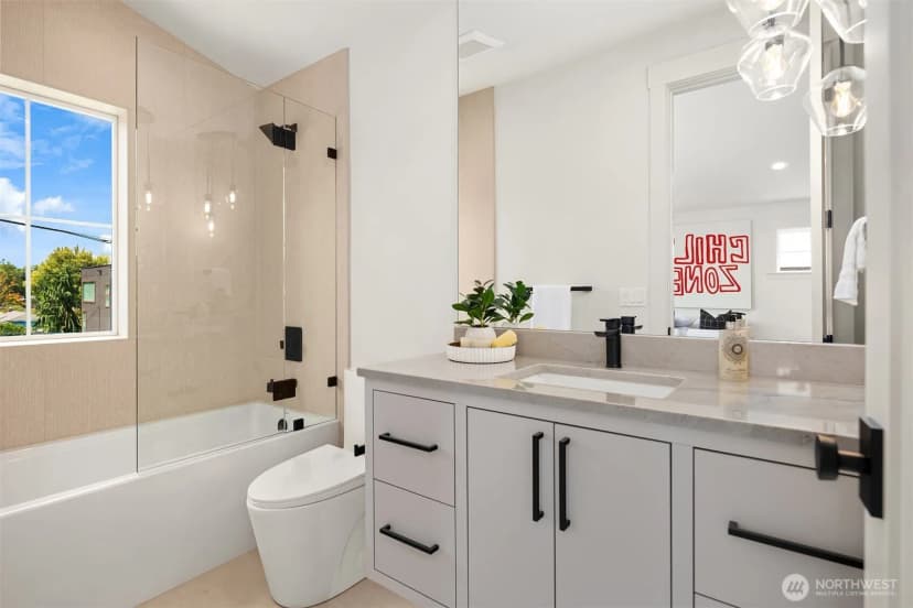 Property photo for 2029 42nd Avenue E, Seattle photo 24