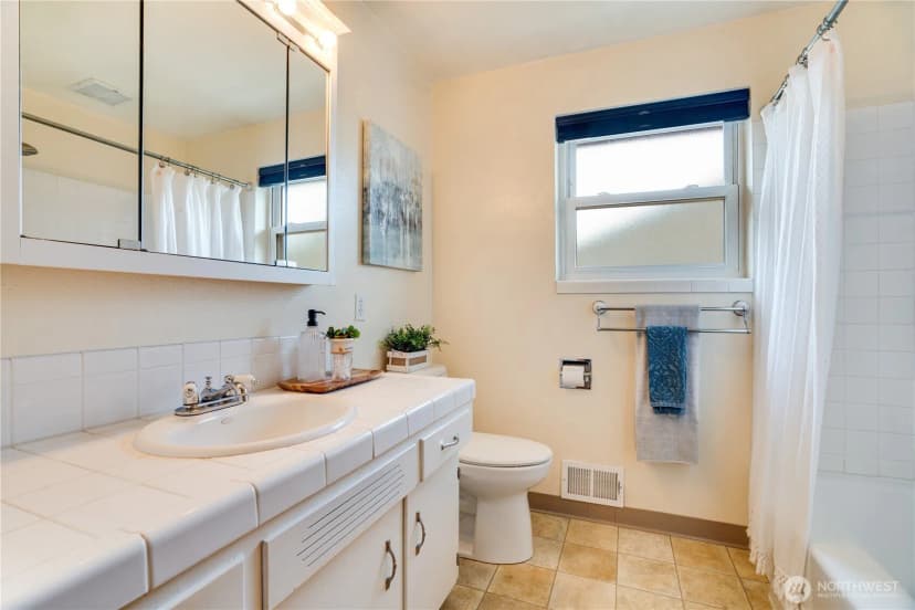 Property photo for 4438 N 8th Street, Tacoma photo 11