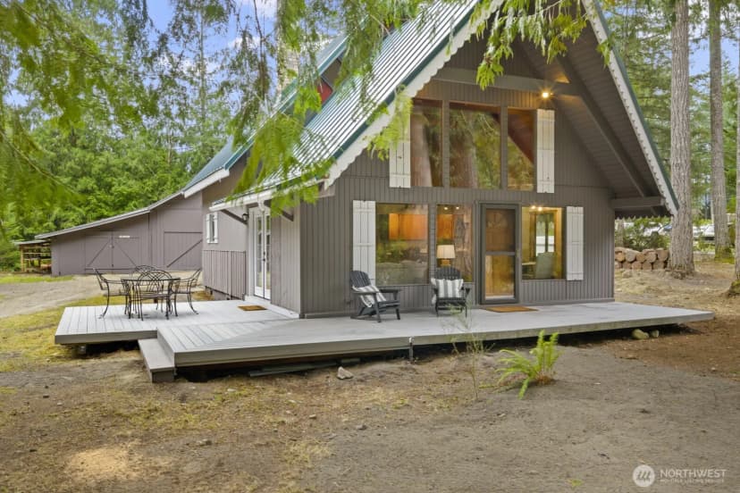 Property photo for 12832 464th Avenue Se, North Bend