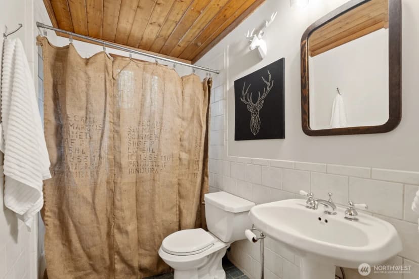 Property photo for 12832 464th Avenue Se, North Bend photo 17