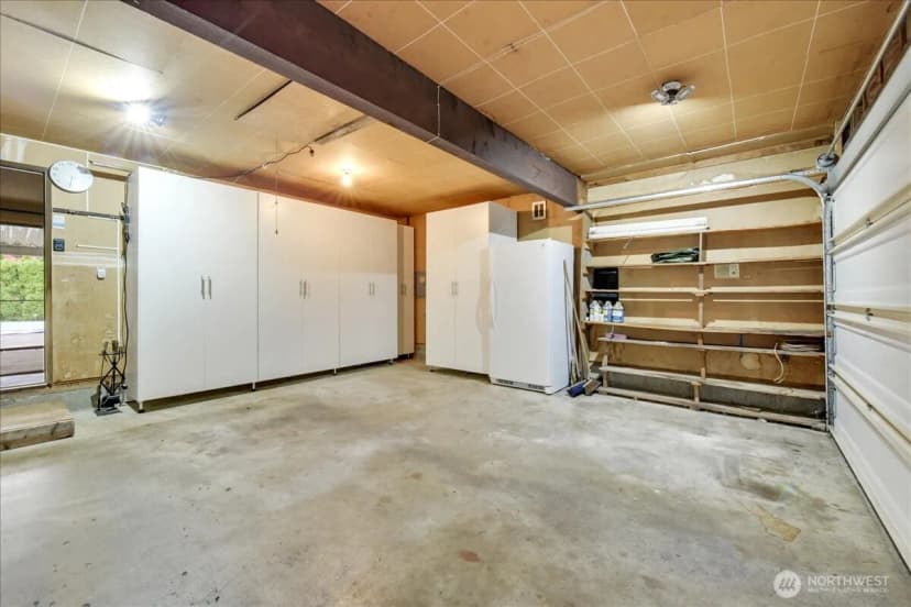 Property photo for 14411 158th Place Se, Renton photo 27