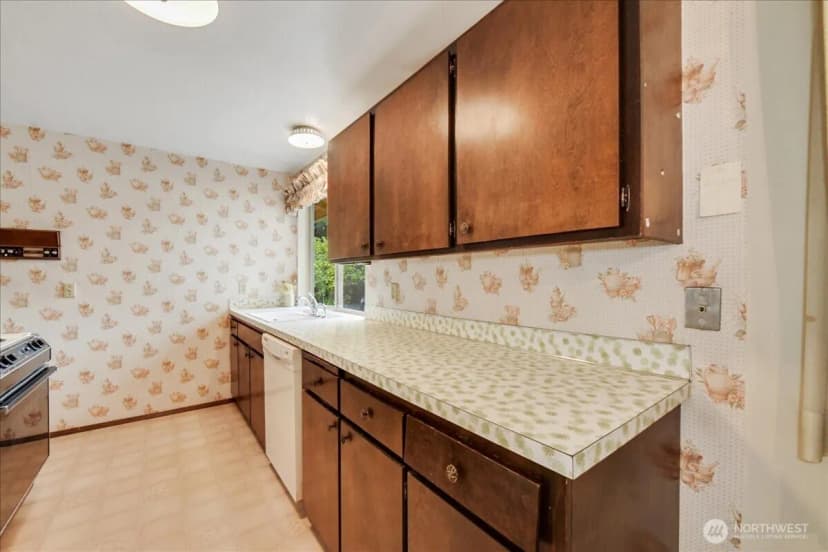 Property photo for 14411 158th Place Se, Renton photo 8