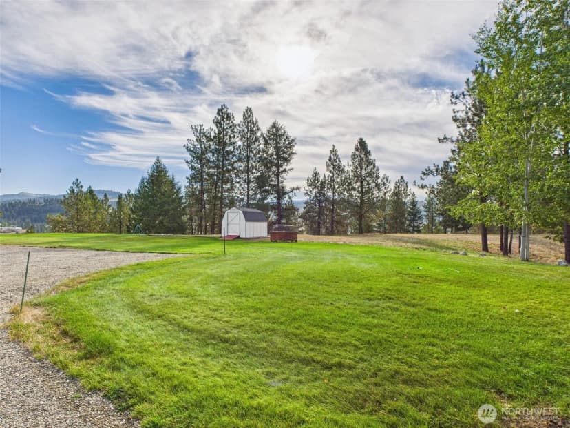 Property photo for 154 W Curlew Lake Road, Republic photo 25