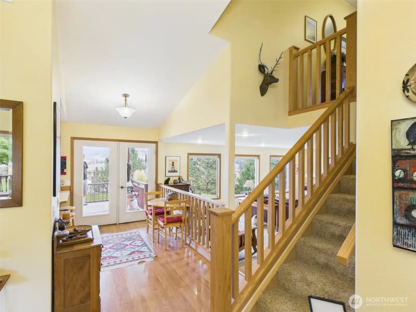 Property photo for 154 W Curlew Lake Road, Republic photo 11