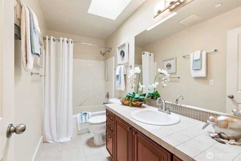 Property photo for 127 Sw 186th Street, Normandy Park photo 22