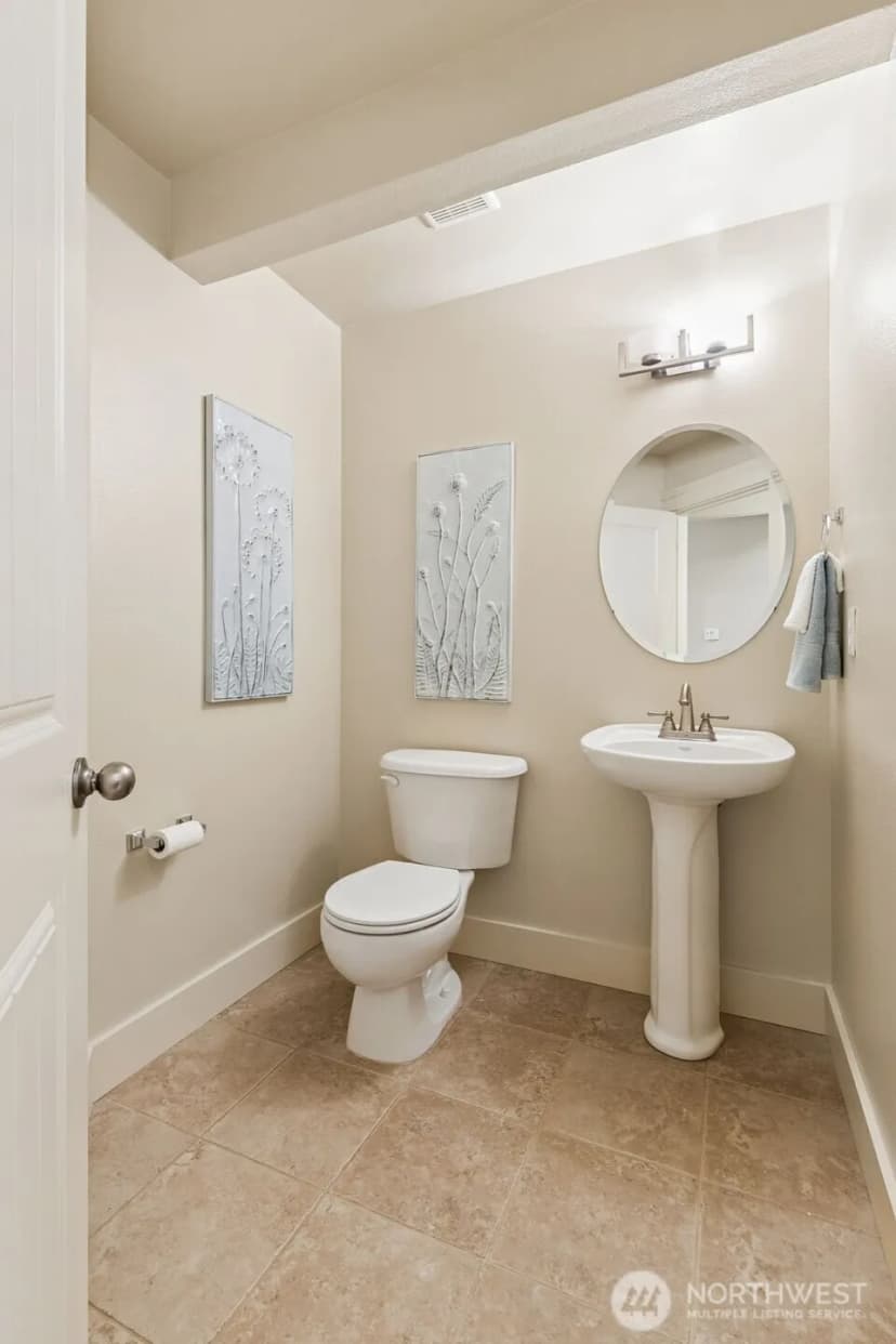 Property photo for 127 Sw 186th Street, Normandy Park photo 15