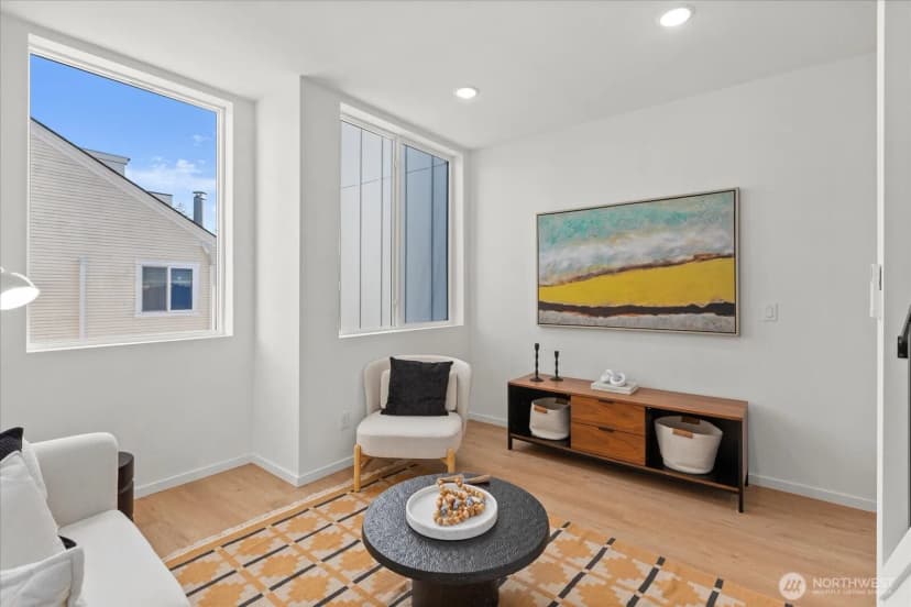 Property photo for 918 28th Avenue S #c, Seattle photo 8