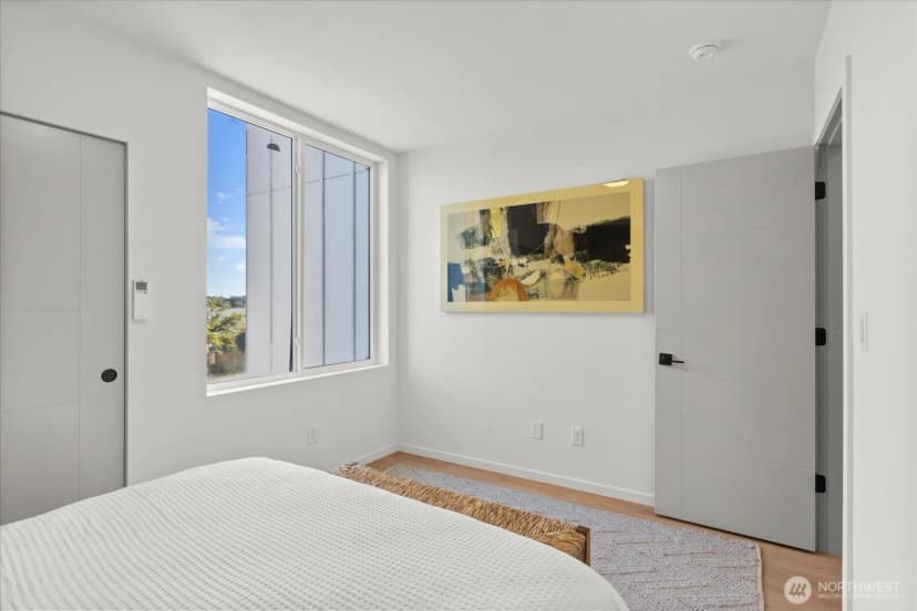 Property photo for 918 28th Avenue S #c, Seattle photo 14