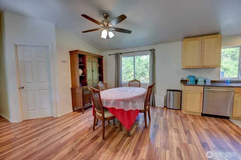 Property photo for 5315 Whiteman Road Sw, Longbranch photo 13