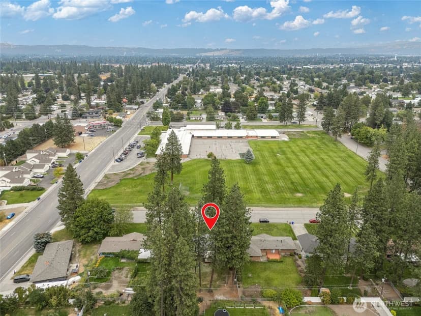 Property photo for 10718 E 18th Ave, Spokane Valley photo 28
