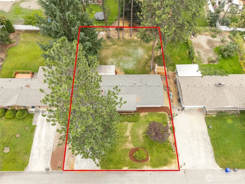 Property photo for 10718 E 18th Ave, Spokane Valley photo 27
