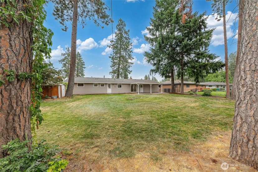 Property photo for 10718 E 18th Ave, Spokane Valley photo 26