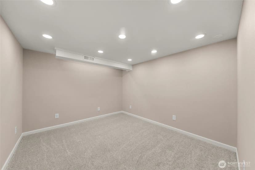 Property photo for 10718 E 18th Ave, Spokane Valley photo 20