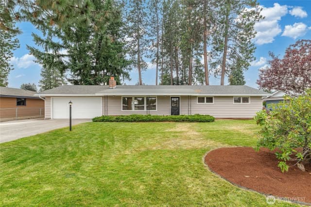 Property photo for 10718 E 18th Ave, Spokane Valley