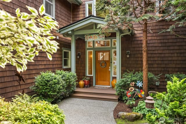 Property photo for 9889 Ne South Beach Drive, Bainbridge Island photo 3