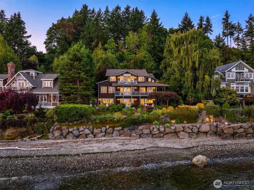 Property photo for 9889 Ne South Beach Drive, Bainbridge Island photo 2