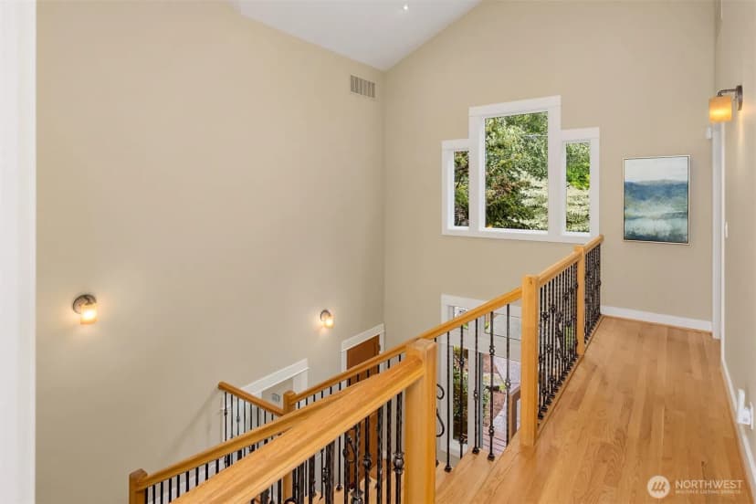 Property photo for 9889 Ne South Beach Drive, Bainbridge Island photo 18