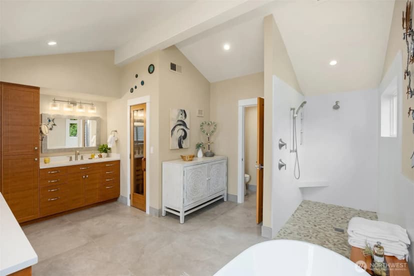 Property photo for 9889 Ne South Beach Drive, Bainbridge Island photo 26
