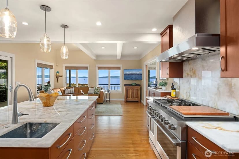 Property photo for 9889 Ne South Beach Drive, Bainbridge Island photo 15