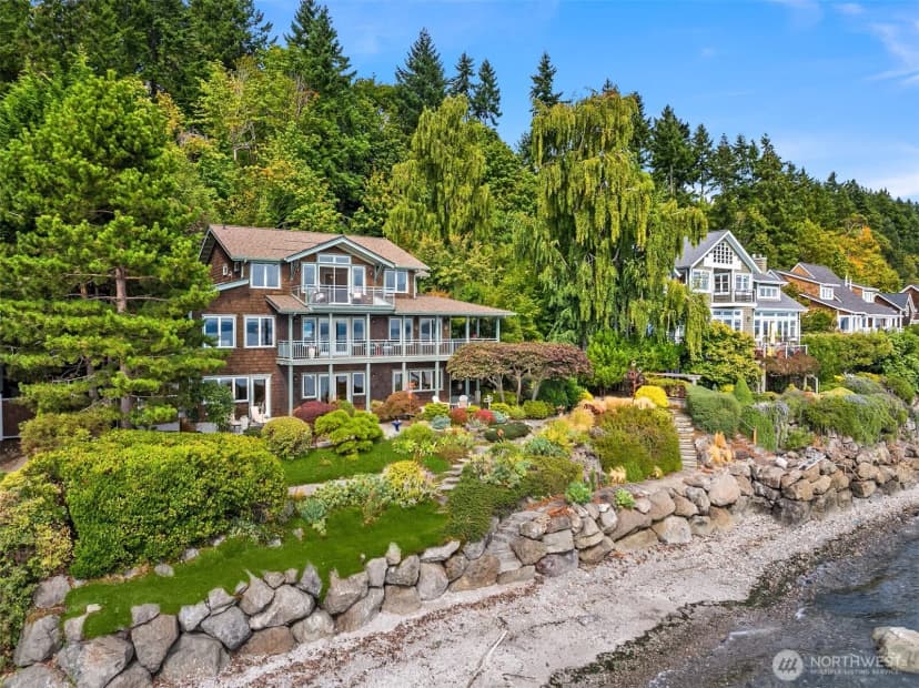 Property photo for 9889 Ne South Beach Drive, Bainbridge Island