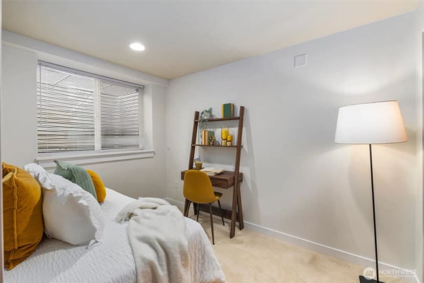 Property photo for 21 W Florentia Street, Seattle photo 25