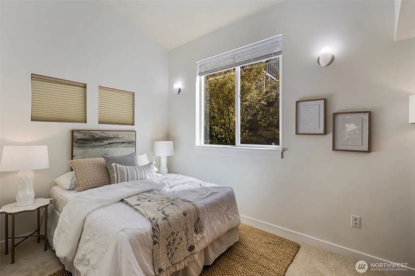 Property photo for 21 W Florentia Street, Seattle photo 19