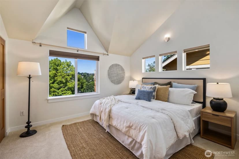 Property photo for 21 W Florentia Street, Seattle photo 15