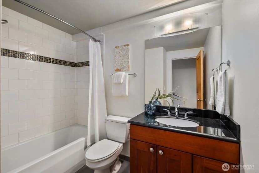 Property photo for 21 W Florentia Street, Seattle photo 26