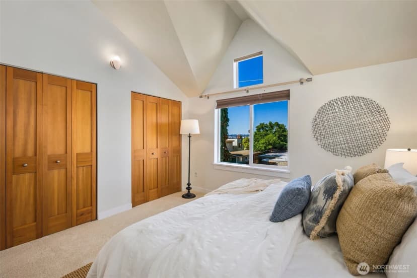 Property photo for 21 W Florentia Street, Seattle photo 16