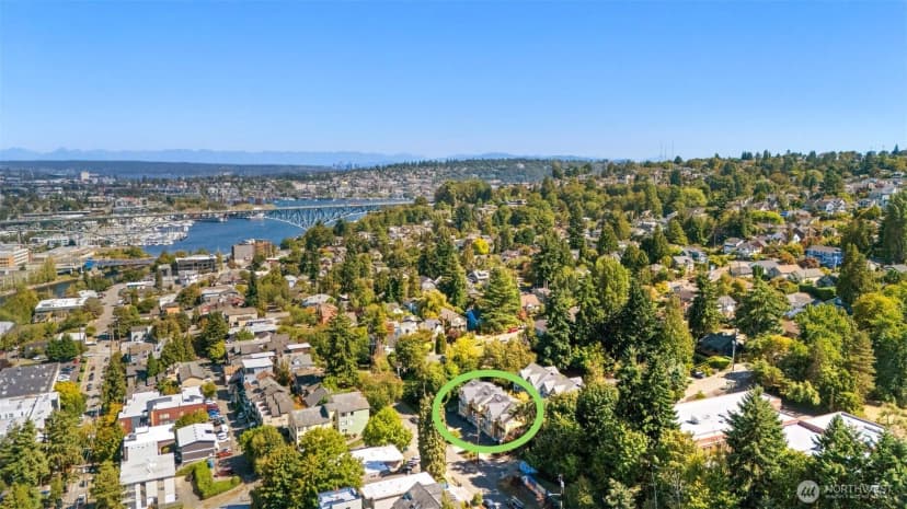 Property photo for 21 W Florentia Street, Seattle photo 32