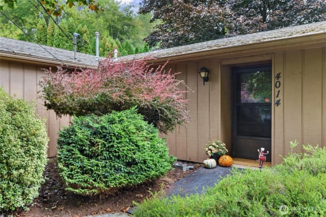 Property photo for 4014 Wiggins Road Se, Olympia photo 2